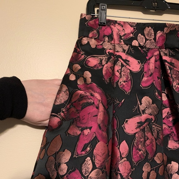 💥HP💥Eliza J. floral black & fuschia Jacquard elegant A-line midi skirt Size 10 - Picture 6 of 14